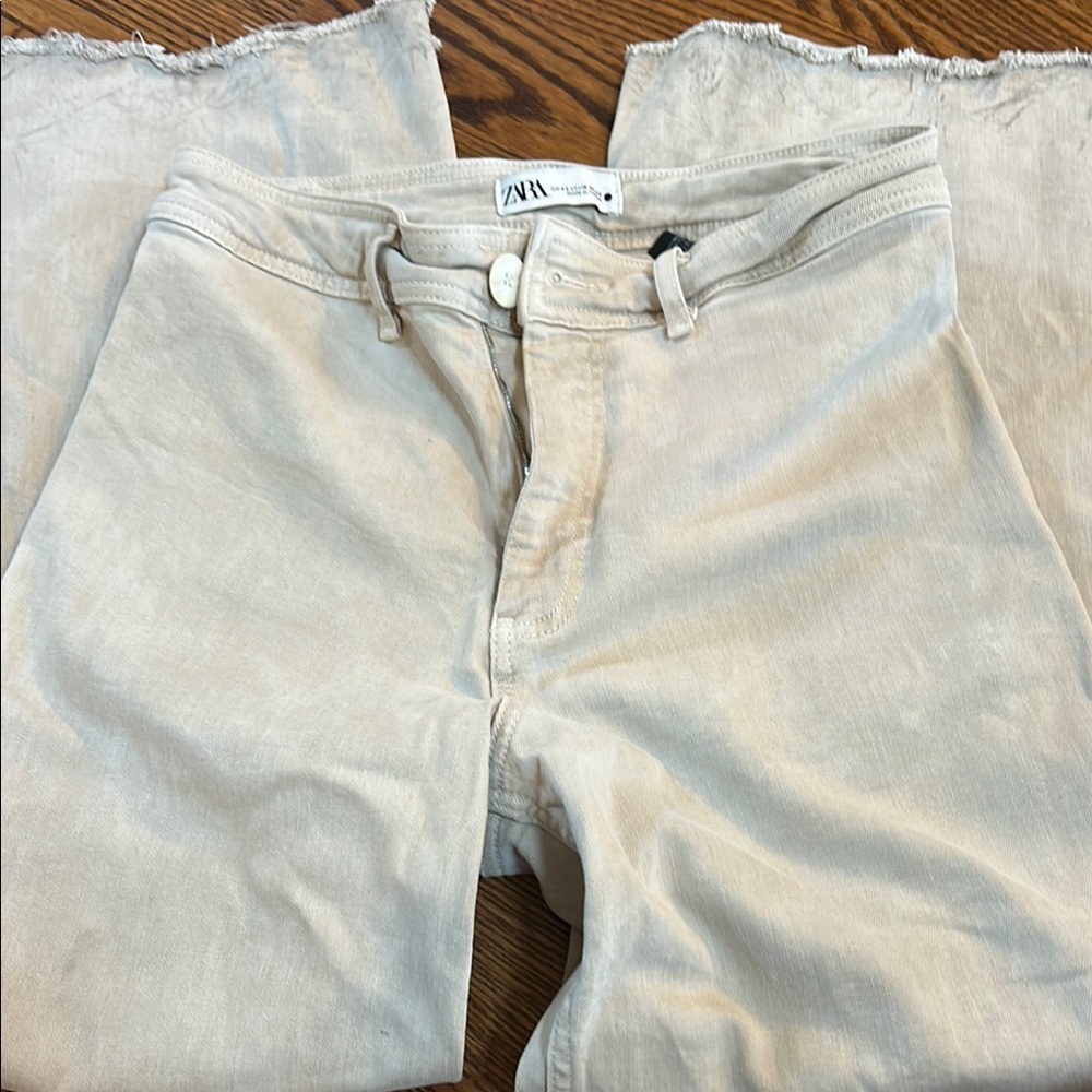 Zara Beige Denim Jeans
